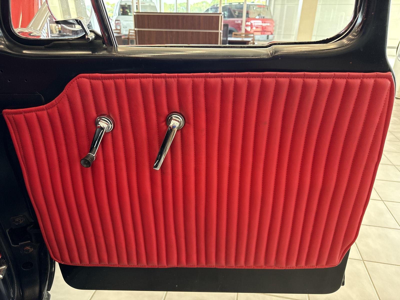 Used 1964  Ford  image 20