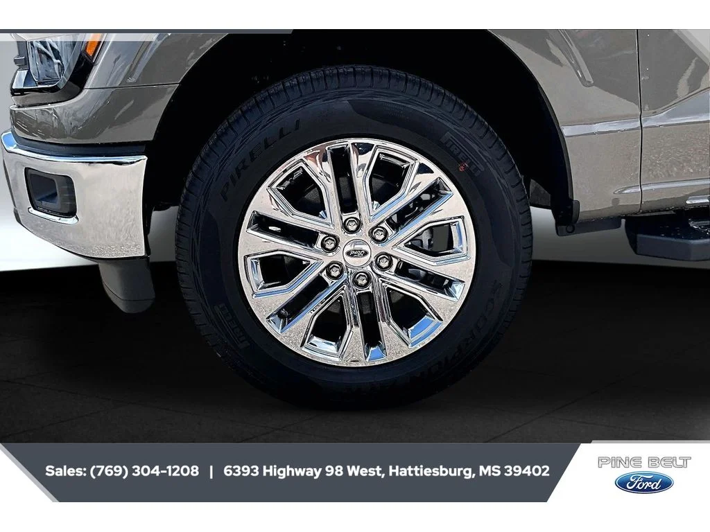 New 2026 Marsh Gray Ford XLT image 7