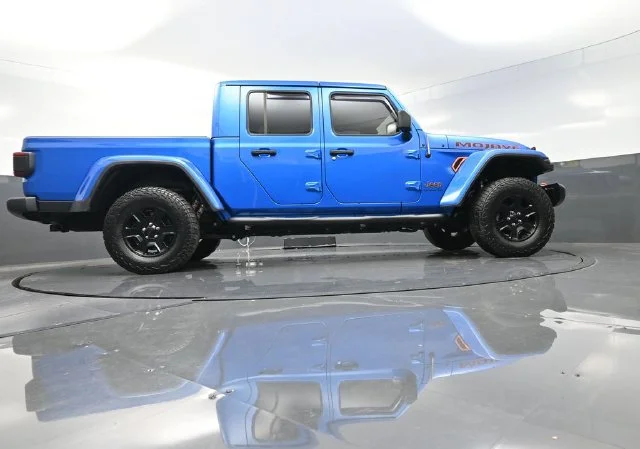 Used 2021 Blue Jeep Mojave image 44