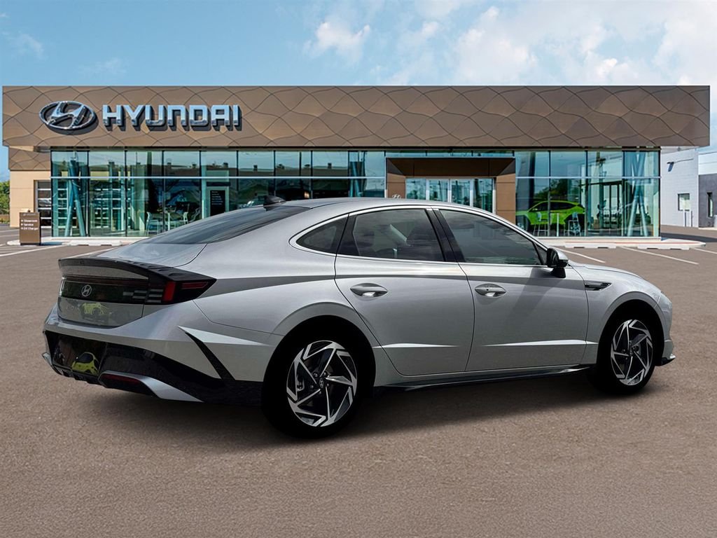New 2026 Silver Hyundai SEL Sport image 9