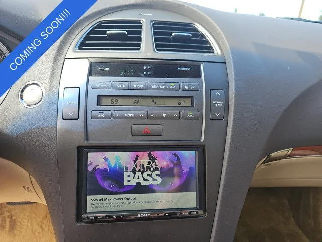 Used 2011 White Lexus 350 image 16
