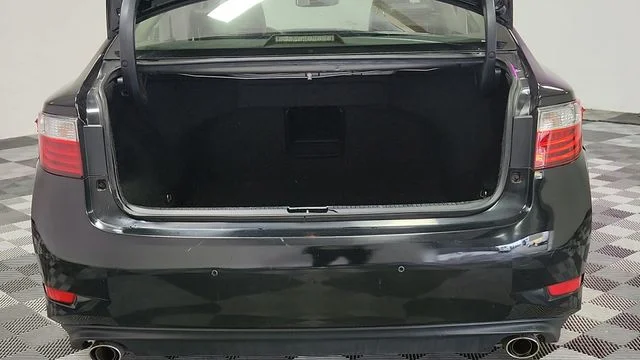 Used 2015 Silver Lexus 350 image 22