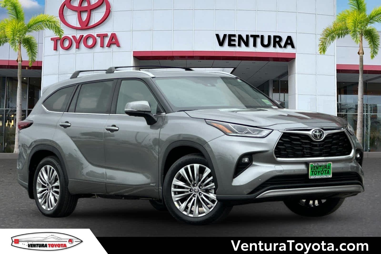 2026 Toyota Highlander Hybrid  Platinum