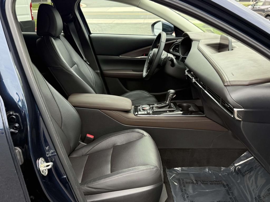 Used 2020 Blue Mazda Premium image 15