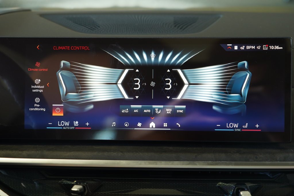 2026 BMW X5 50e - Photo 30