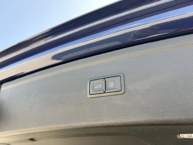 Used 2025 Blue Audi  image 34