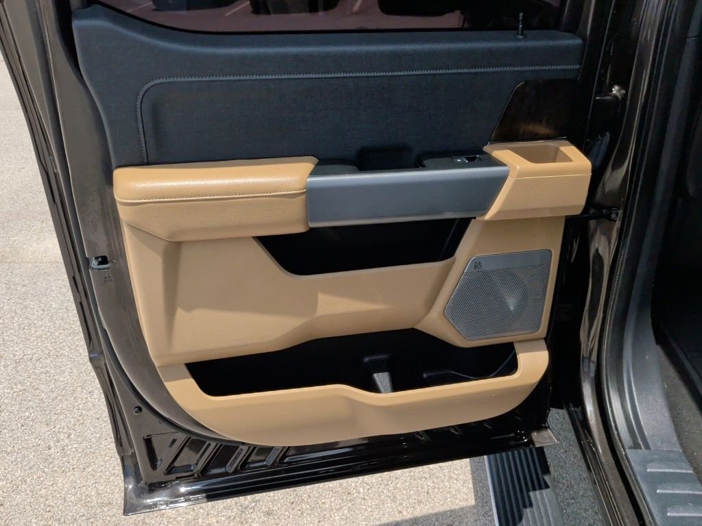 Used 2024 Bronze Metallic Ford Lariat image 41