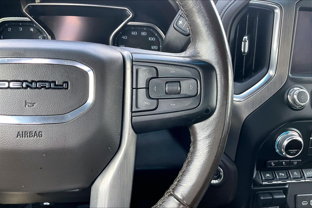Used 2020 Black GMC Denali image 22
