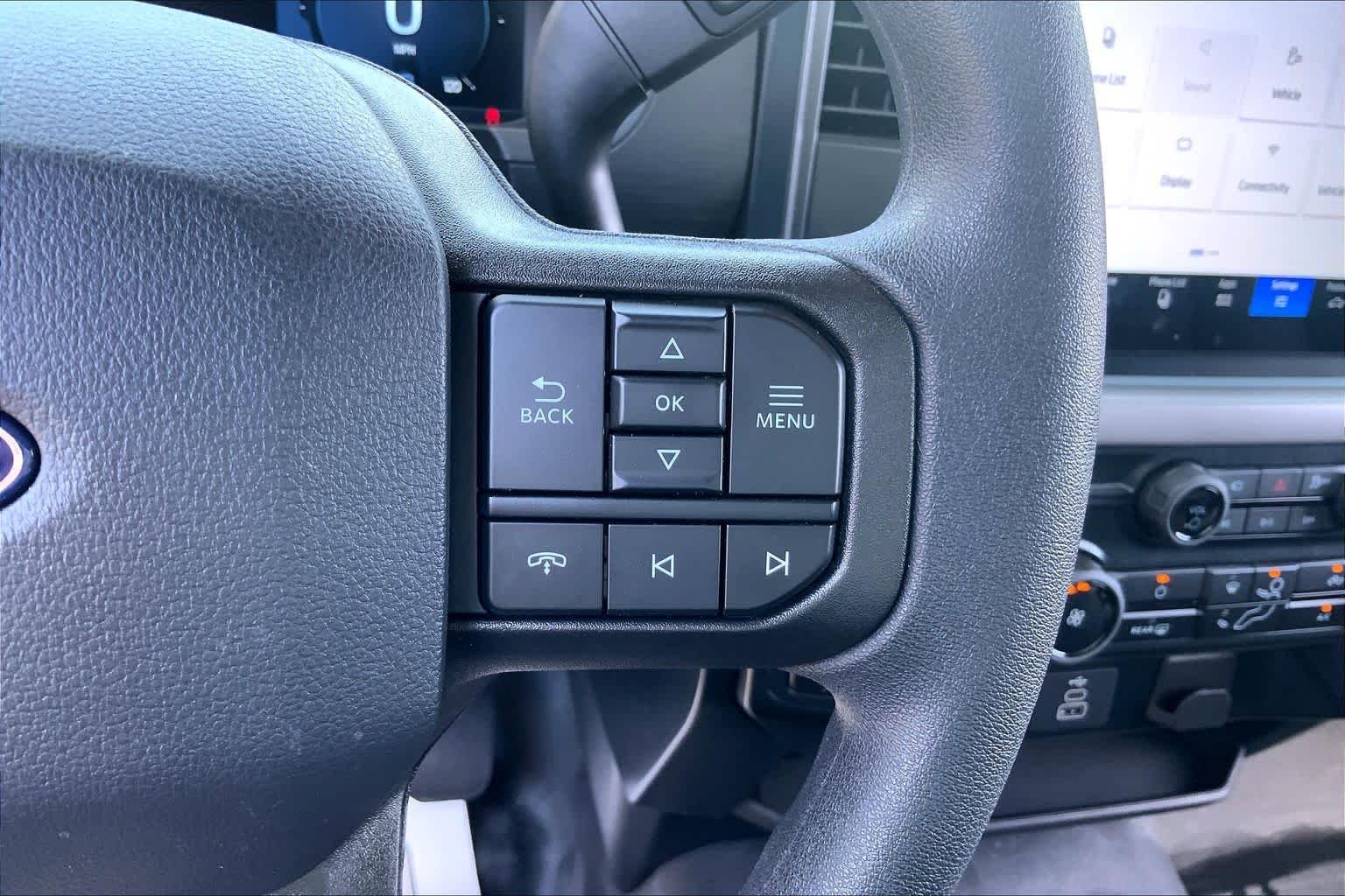 Used 2025 Oxford White Ford XL image 22