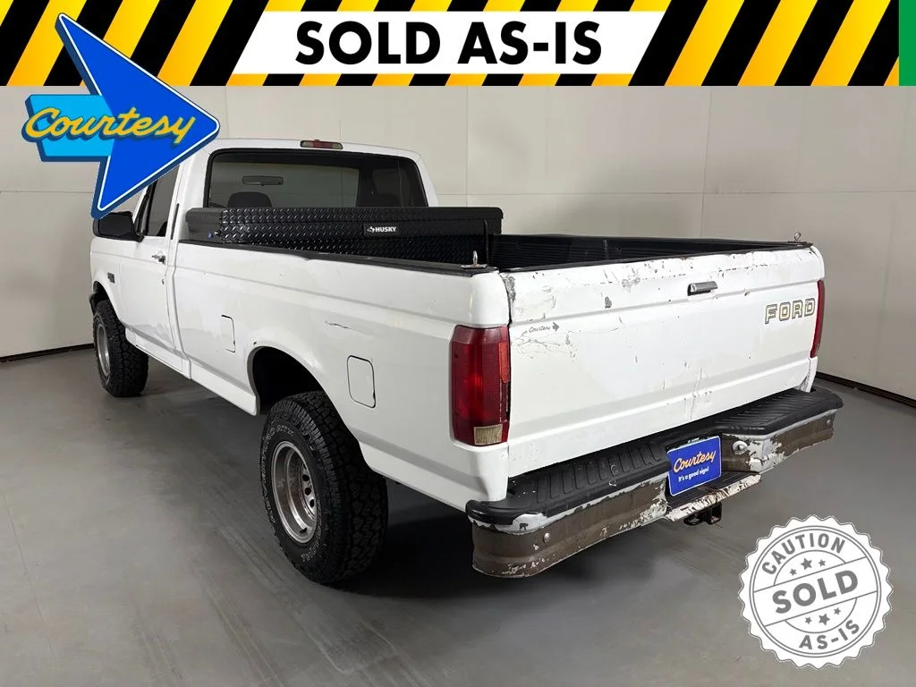 Used 1995  Ford XL image 7