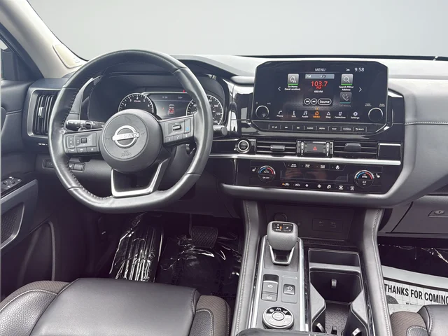 Used 2024 Gray Nissan SL image 11