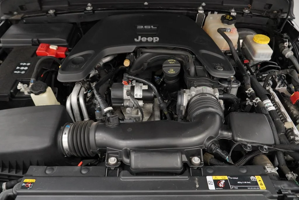 Used 2021 Gray Jeep Unlimited Sahara Altitude image 52