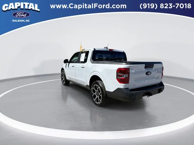 Used 2025 White Ford Lariat image 6