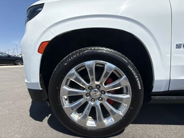Used 2022 White Chevrolet Premier image 10