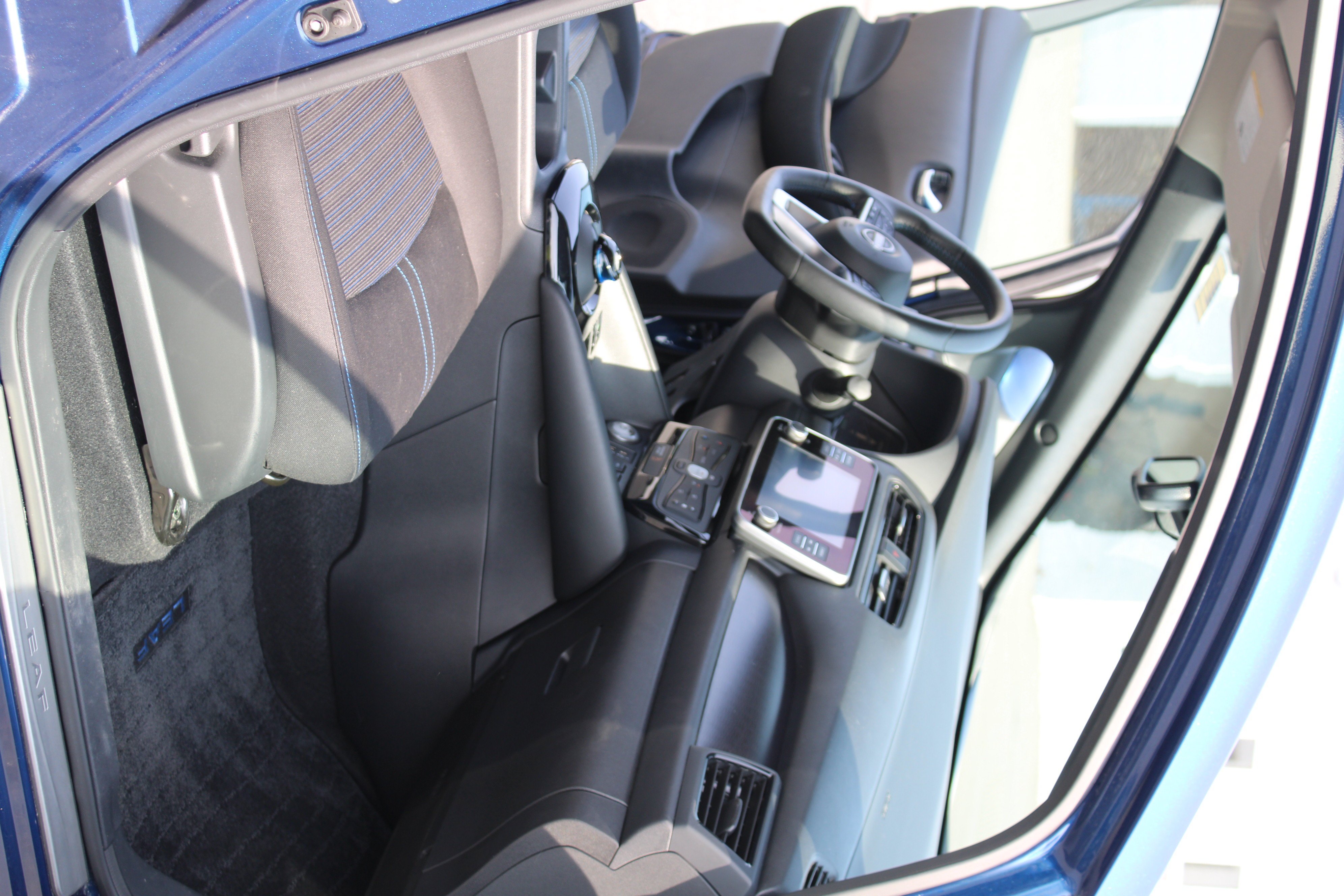Used 2024 Deep Blue Pearl Nissan SV PLUS image 20