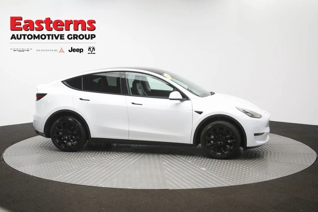 Used 2022 White Tesla Long Range image 41