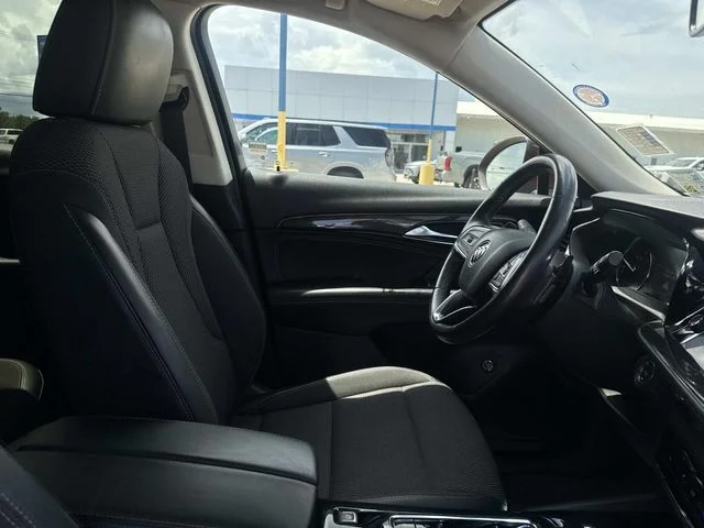 Used 2022 Red Buick Preferred image 24