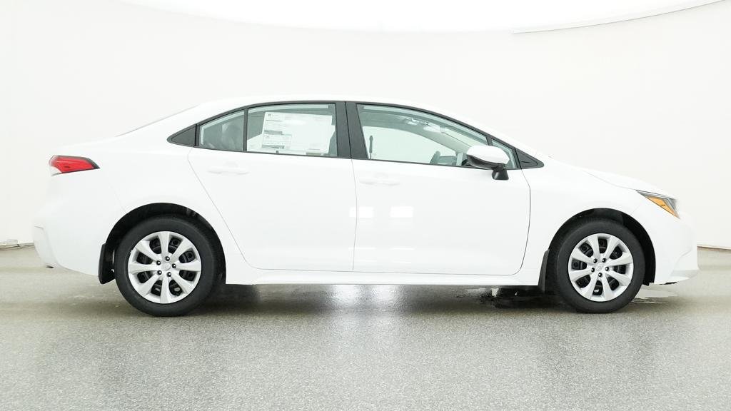 New 2026 Ice Cap Toyota LE image 13