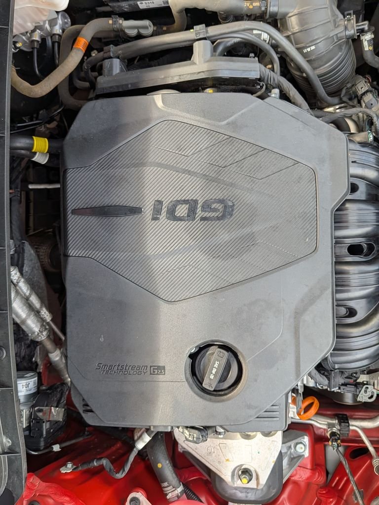 Used 2023 Red Hyundai SEL image 10