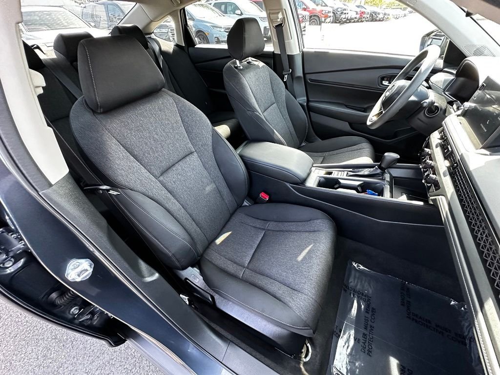 Used 2026 Gray Honda SE image 14