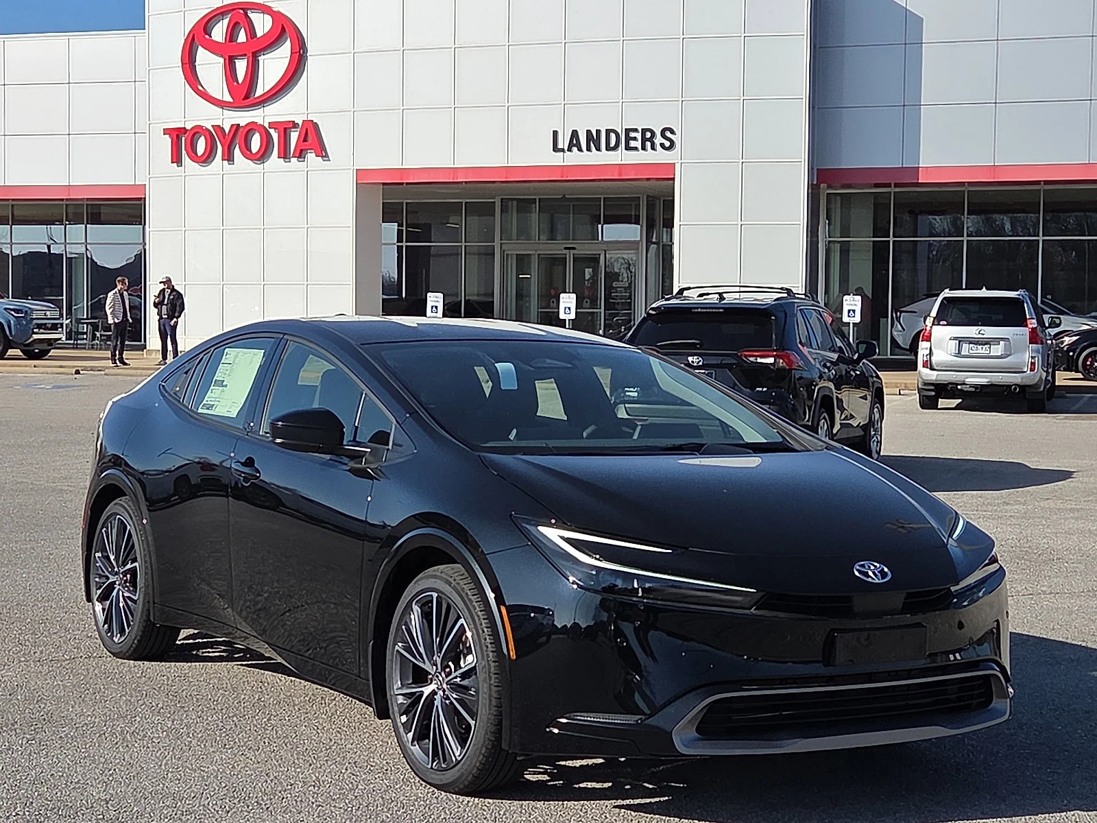 2026 Toyota Prius XLE FWD's photo