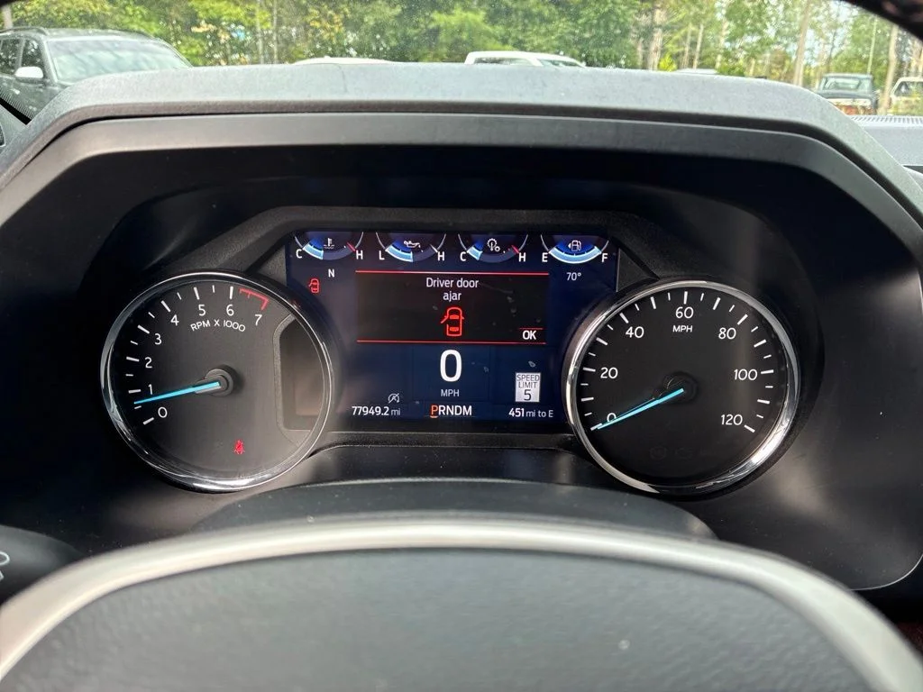 Used 2024 Black Ford Limited image 31