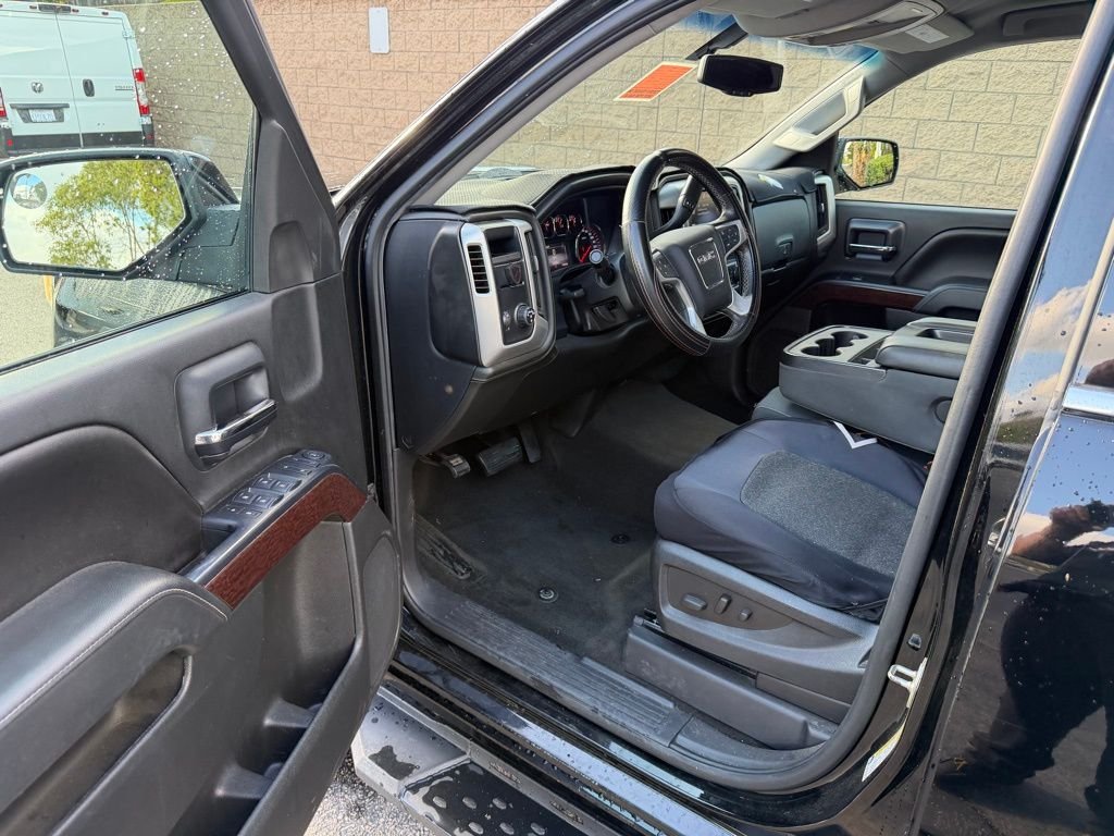 Used 2015 Black GMC SLE image 16
