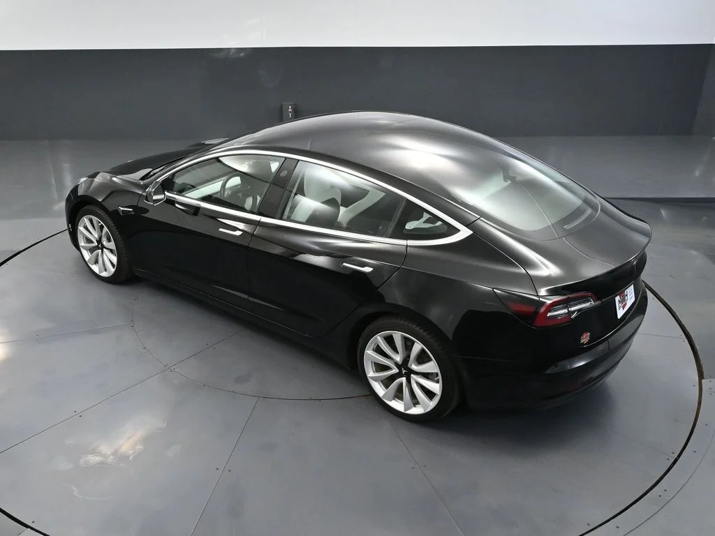 Used 2018 Black Tesla Long Range image 51