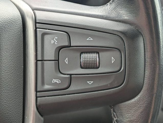 Used 2021 White GMC Denali image 28