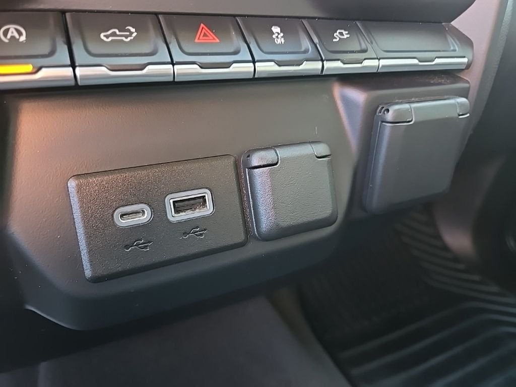 Used 2021 Gray Chevrolet Custom image 61