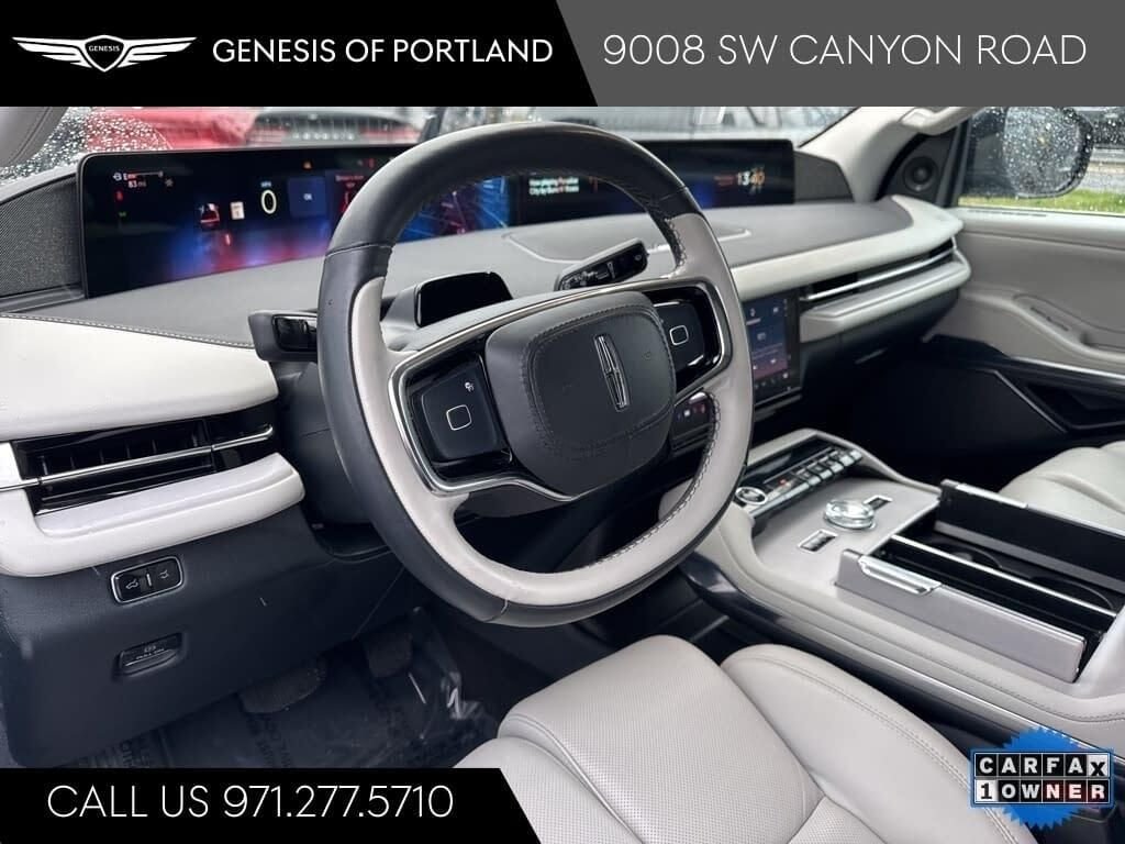 Used 2025 Blue Metallic Lincoln Reserve image 22