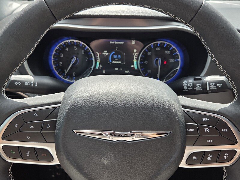 2026 Chrysler Pacifica Select - Photo 30