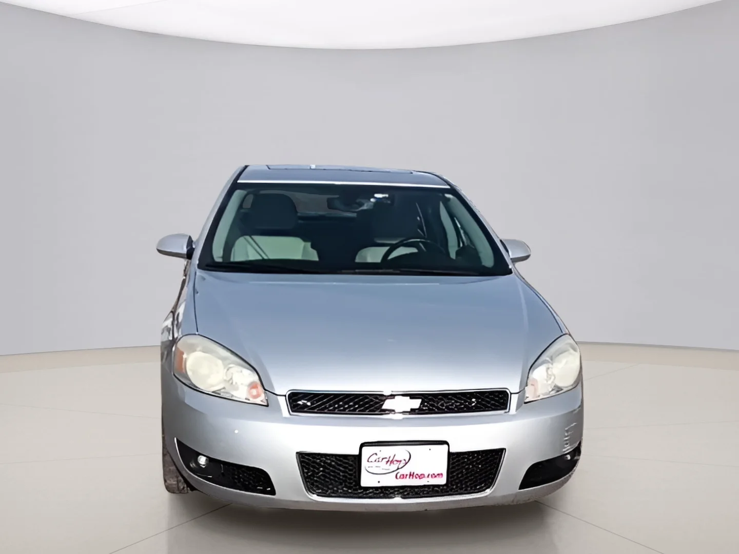Used 2013 Silver Chevrolet LTZ image 10