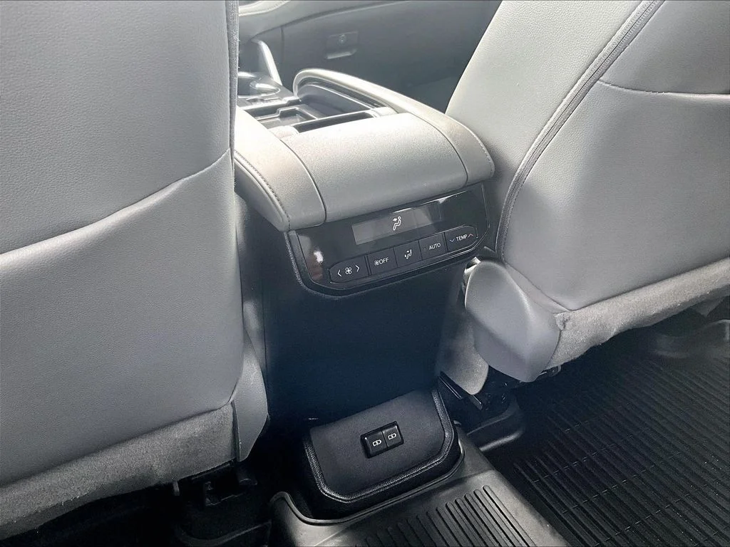 Used 2022 Gray Toyota XLE image 35