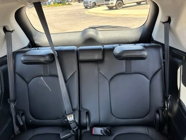 Used 2023 Gray Honda AWD Touring image 18