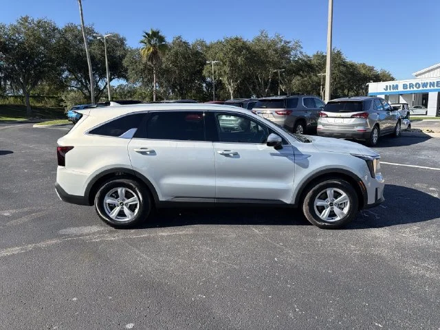 Used 2026 Silver Kia LX image 3