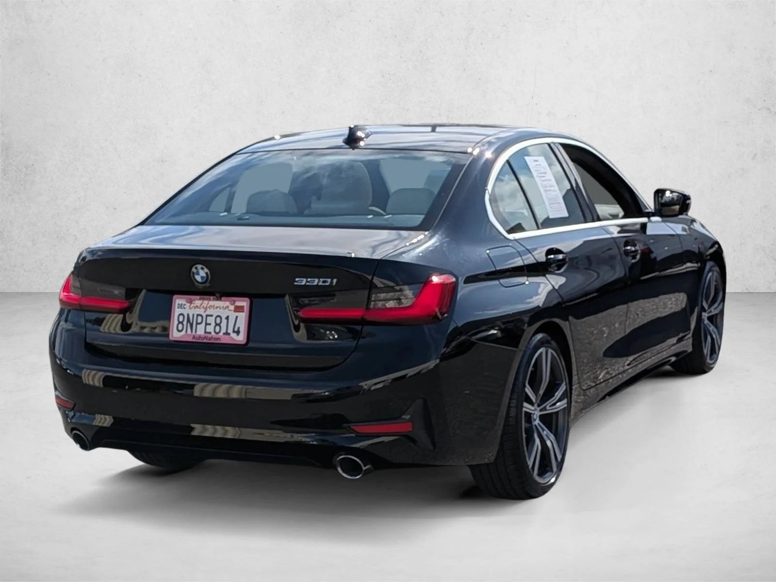 Used 2020 Jet Black BMW 330i image 5