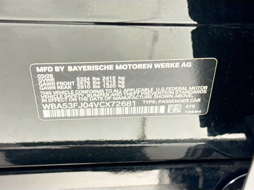 Used 2027 Black Sapphire Metallic BMW 530i xDrive image 34
