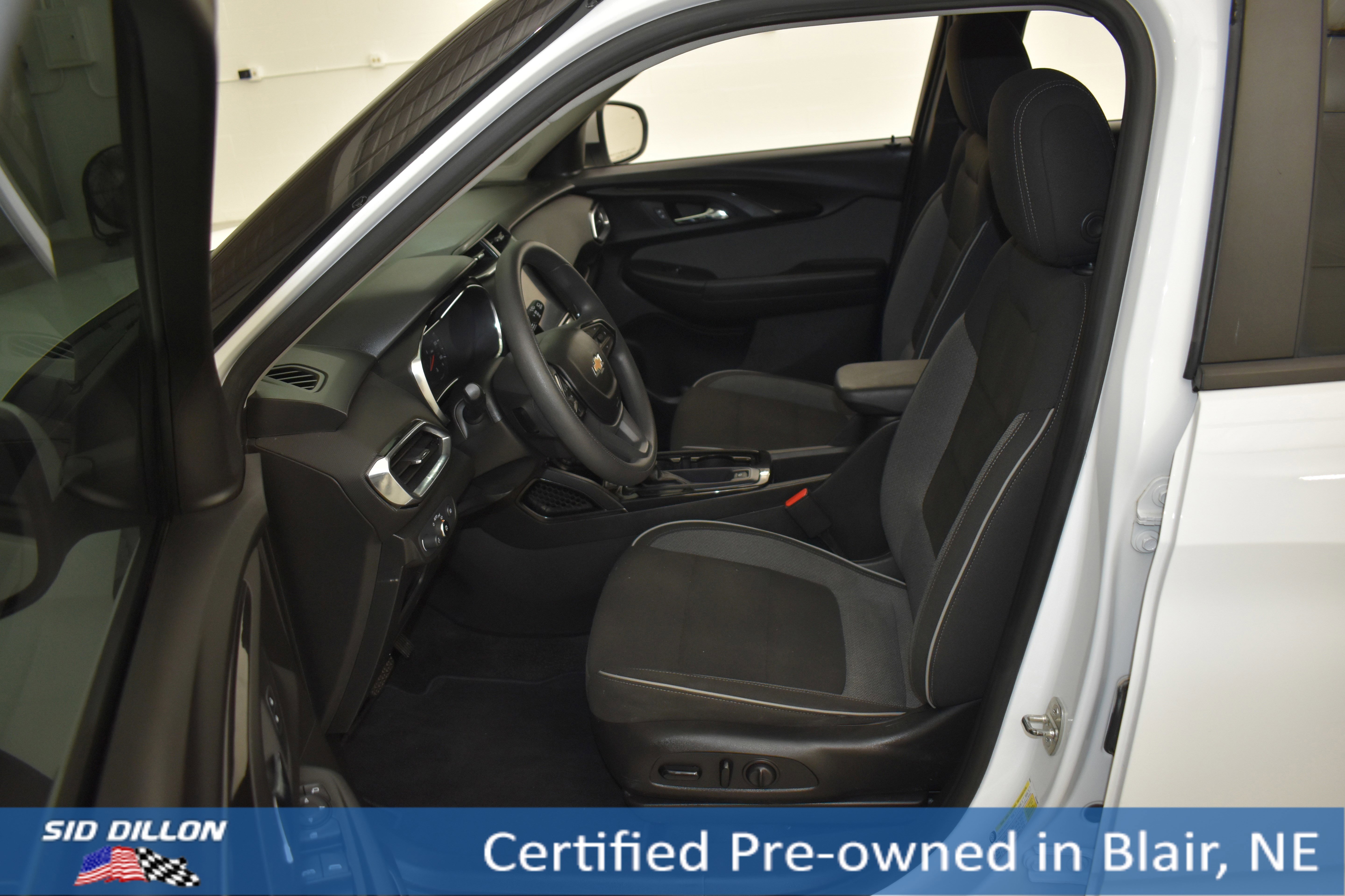 Used 2021 Summit White Chevrolet LT image 6