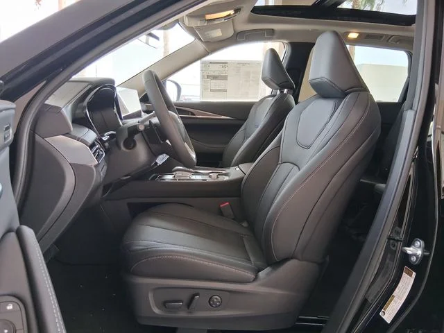 New 2027 BLACK OBSIDIAN INFINITI Pure FWD image 17