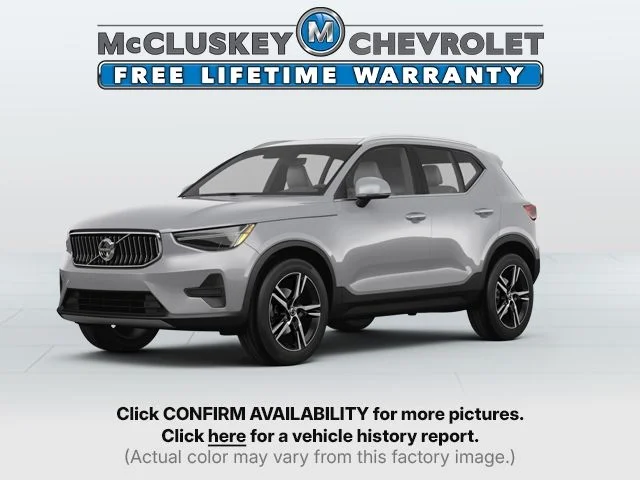 2024 Volvo XC40 B5 Core Dark AWD's photo