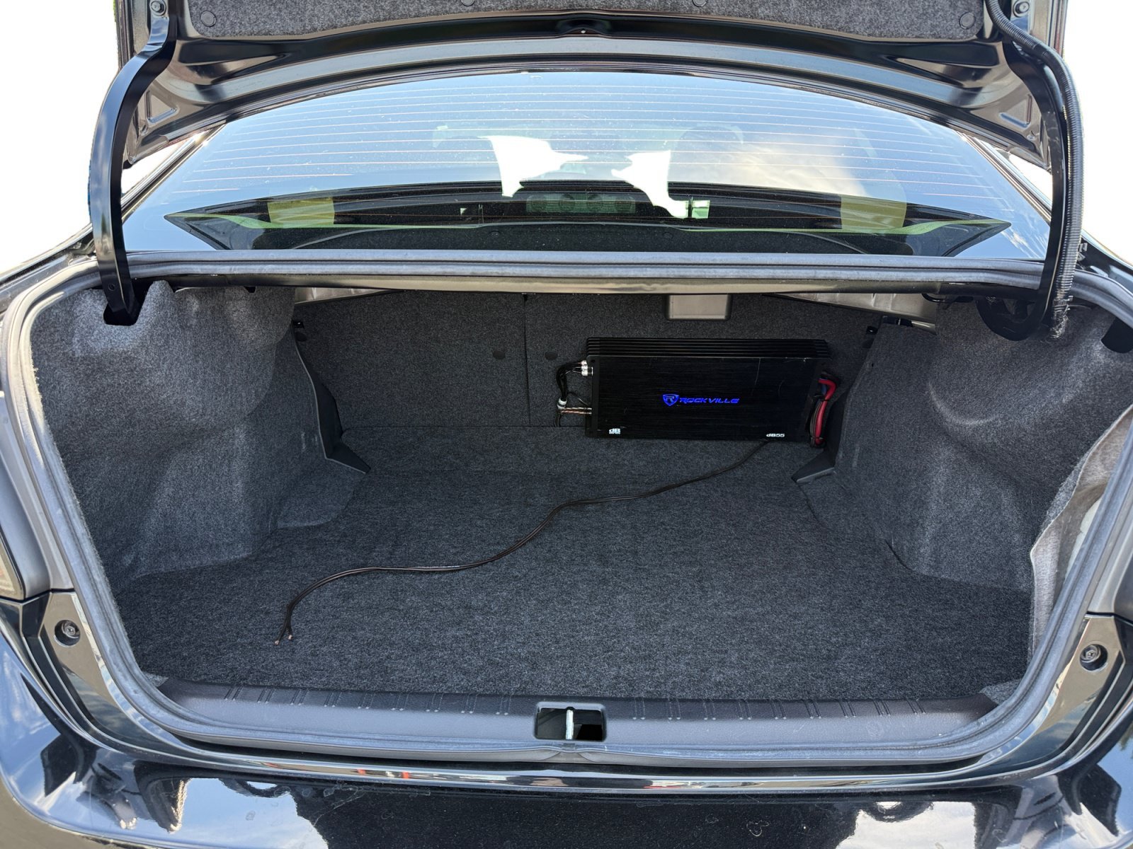 Used 2019 Crystal Black Silica Subaru Premium image 17