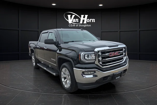 2018 GMC Sierra 4WD Crew Cab Short Box SLT's photo
