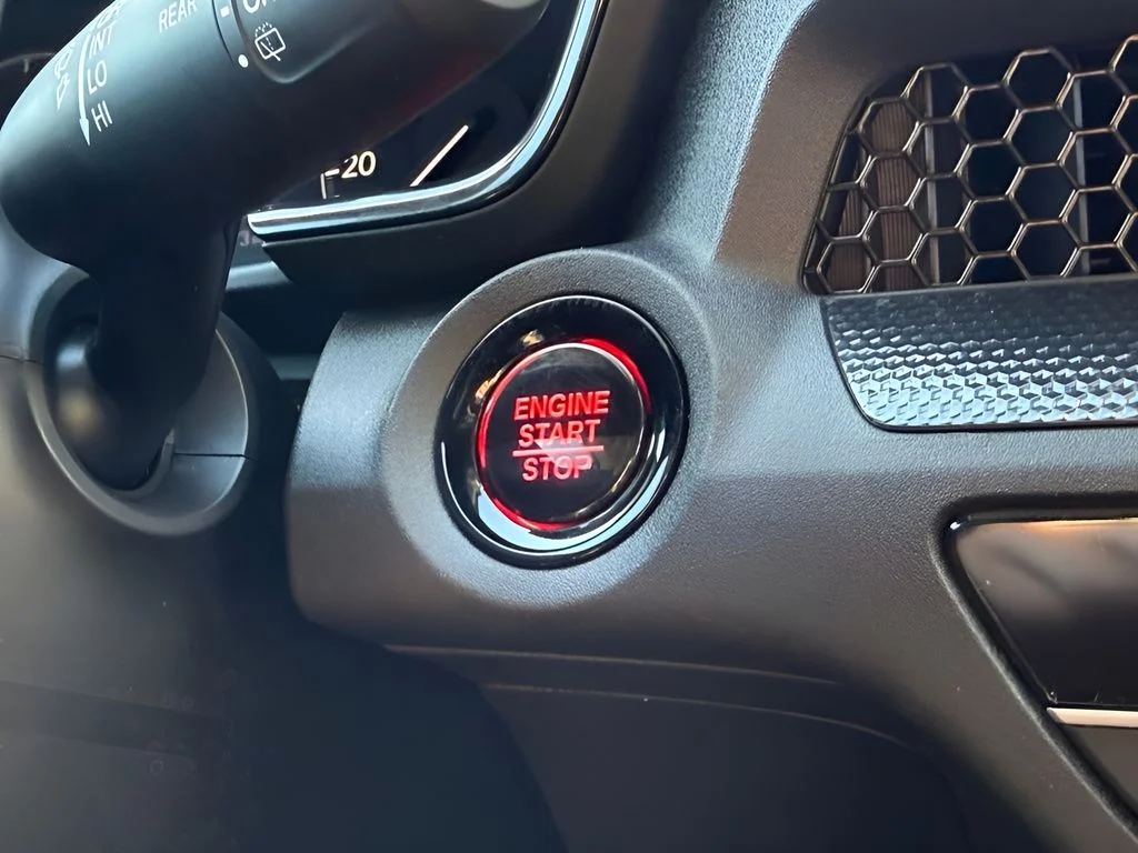 Used 2025 Silver Honda LX image 19
