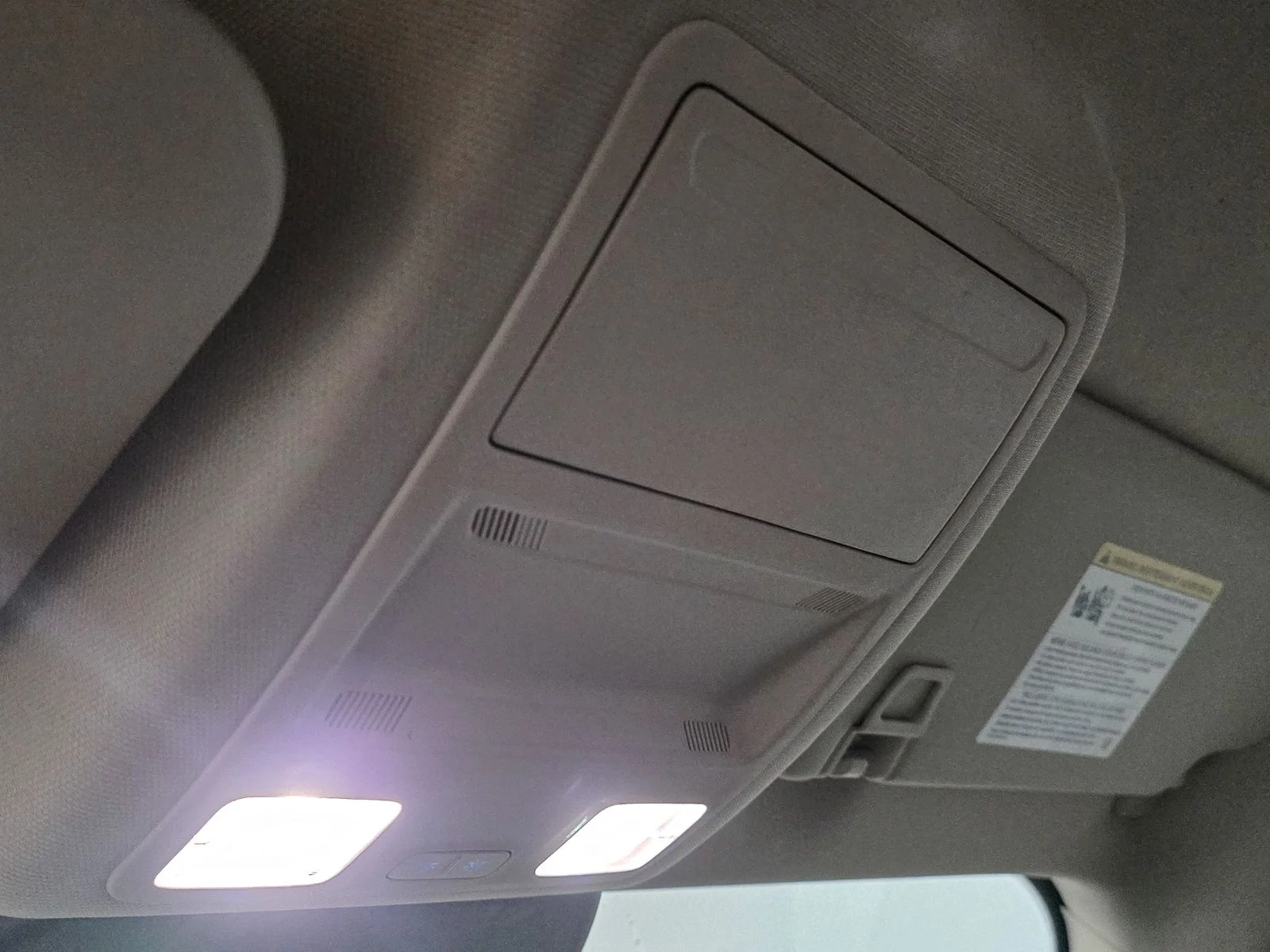 Used 2020 Silver Ford SEL image 30