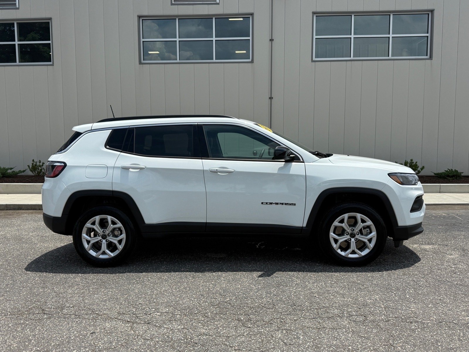 Certified Used 2026 Bright White Clear Coat Jeep Latitude image 2