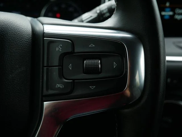 Used 2023 Black Chevrolet LT image 17