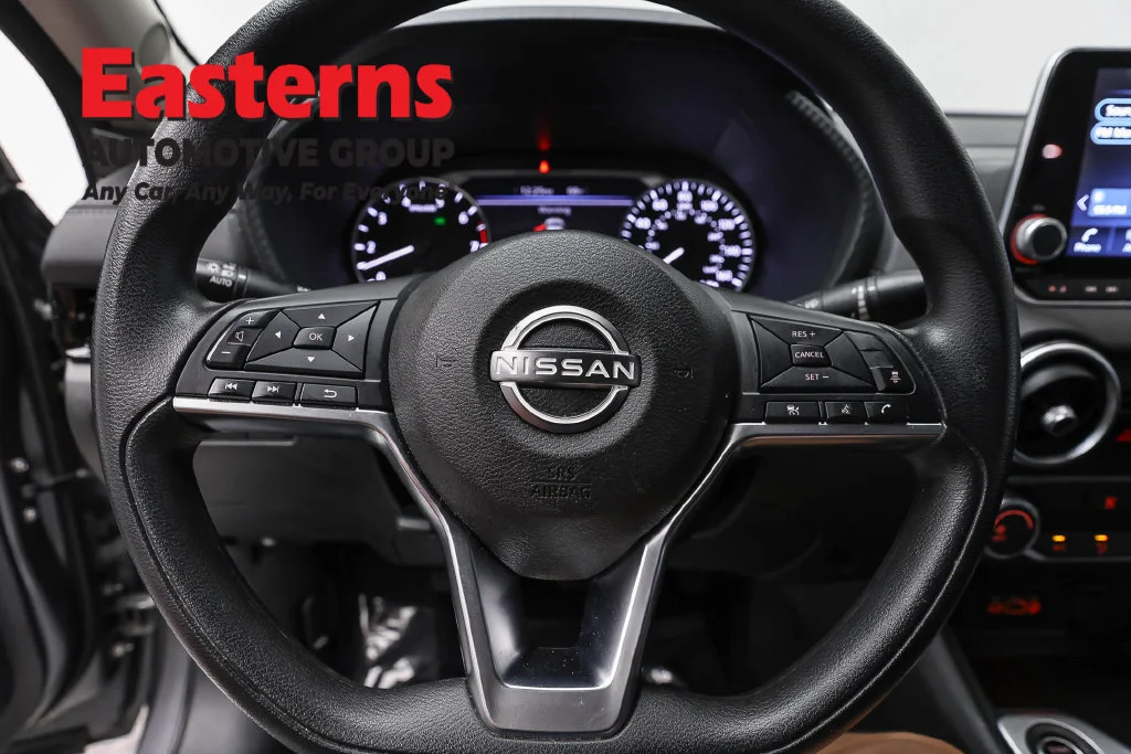 Used 2024 Gray Nissan SV image 10
