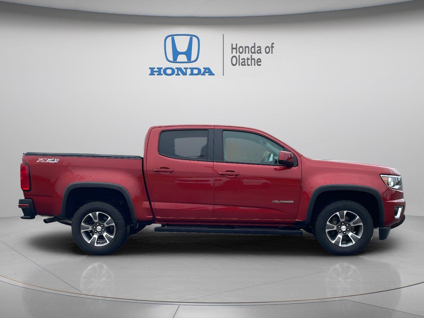 Used 2016 Chevrolet Colorado Z71 with VIN 1GCGTDE31G1377568 for sale in Kansas City