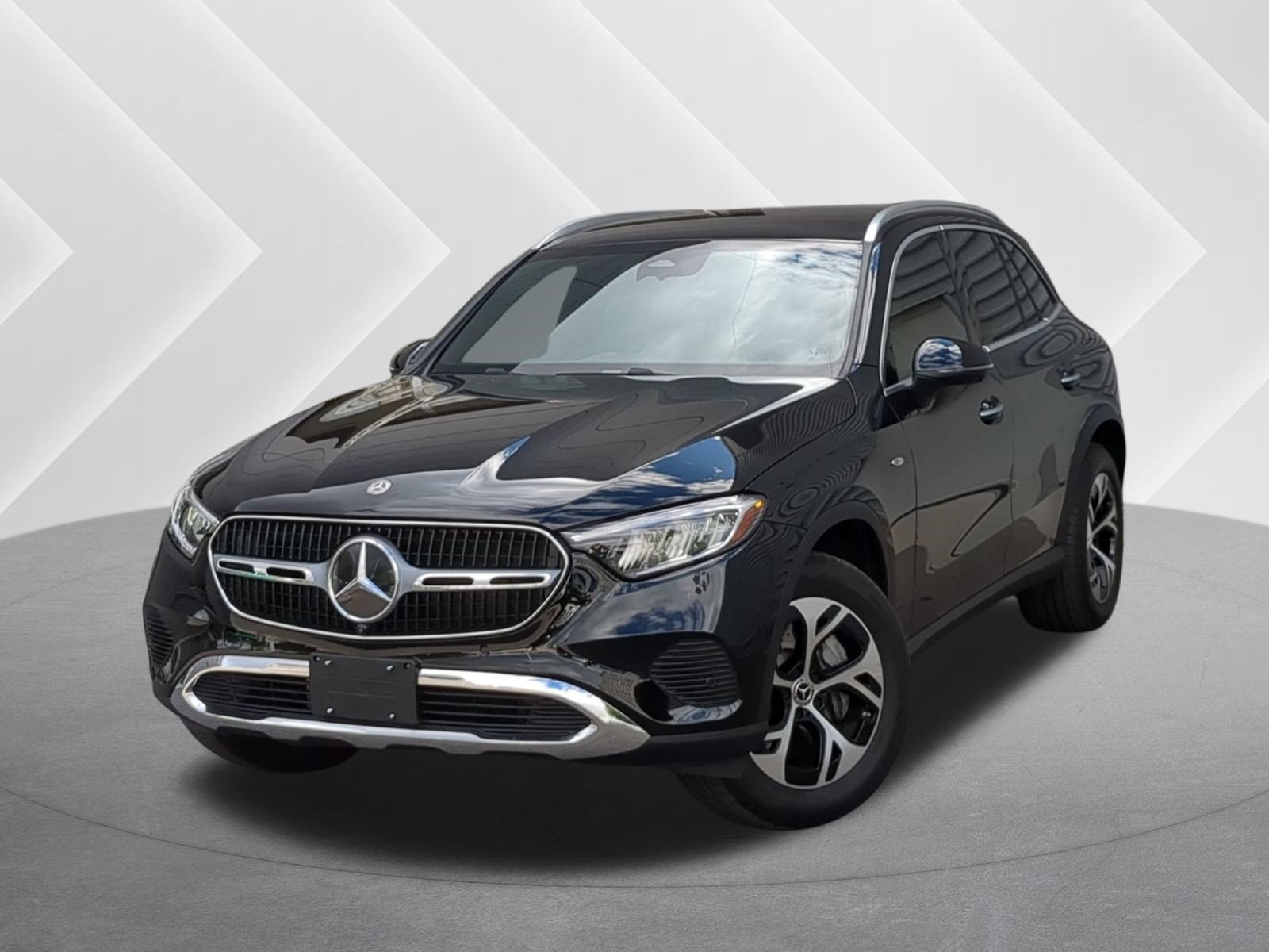 Used 2025 Black Mercedes-Benz GLC 350e image 1